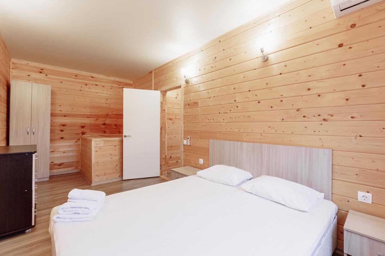 Guest House Amshin Tsandrypsj Eksteriør bilde